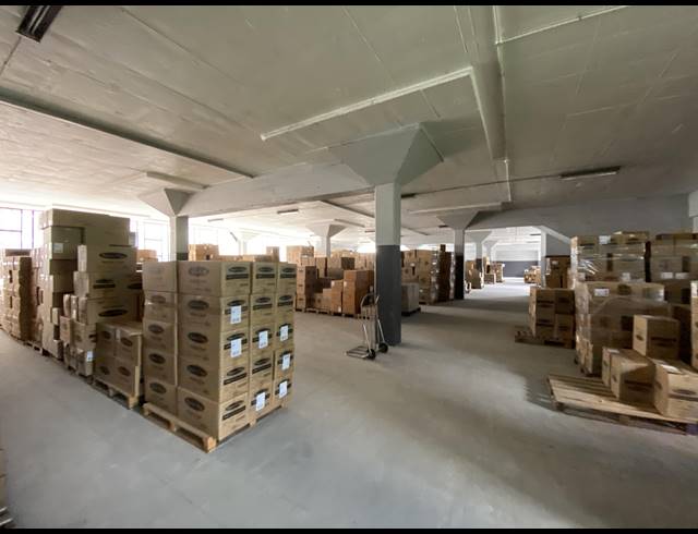 1,548M² WAREHOUSE TO LET IN NEW GERMANY